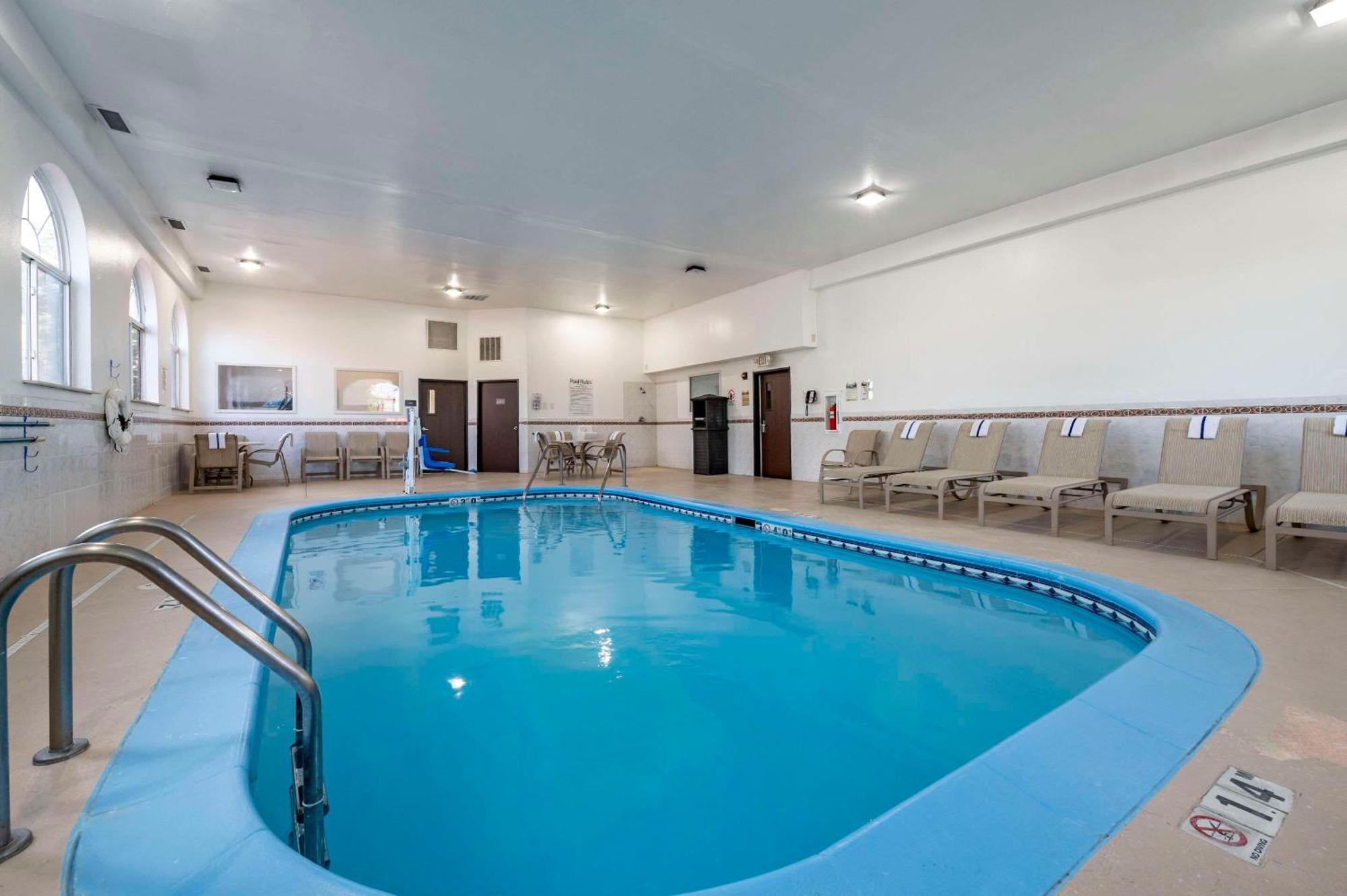 Comfort Inn Romeoville - Bolingbrook Ngoại thất bức ảnh